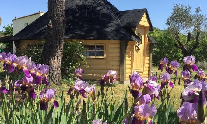 Cannes-et-Clairan Cama Y Desayuno | La Chouette Villa , Cabane Kota, chambre spacieuse de 20m2 totalement indépendante