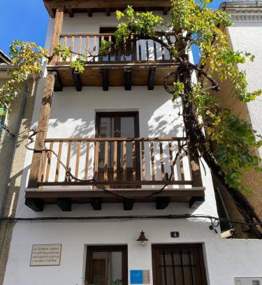 Candeleda Casa | La Corredera