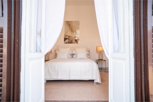 Santa Lucia Casa | La Corte di Partenope Luxury Suite