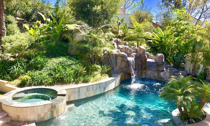 Carlsbad Casa | La Costa Tropics - Patio tropical, piscina, spa, tobogán acuático, cascada, gruta