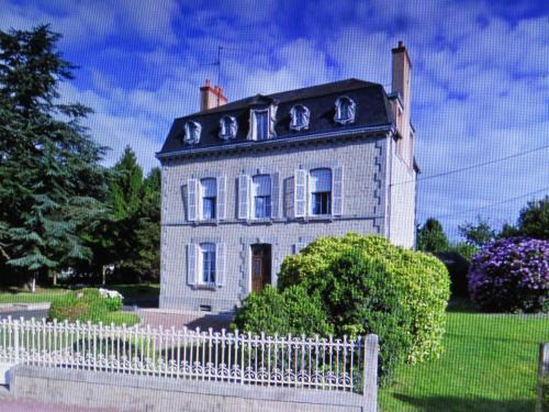 Grandparigny Cama Y Desayuno | La Datiniere