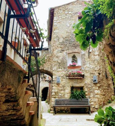 Precetto Apartamento | La Dimora tra gli Archi