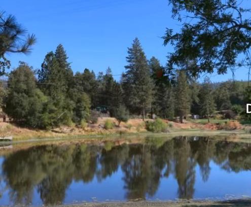 Oakhurst Casa | La Dolce Villa Pond Retreat in Yosemite