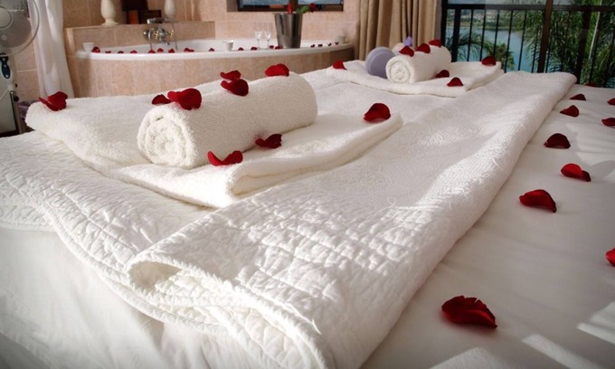 Kosmos Casa | La Dolce Vita Guest House