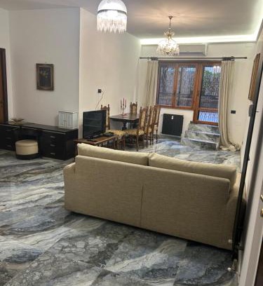 Quartiere XXVIII Monte Sacro Alto Apartamento | La Dolce Vita Roman Apartment