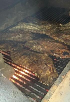 La Vega Province Cama Y Desayuno | La famosa costillas a la leña