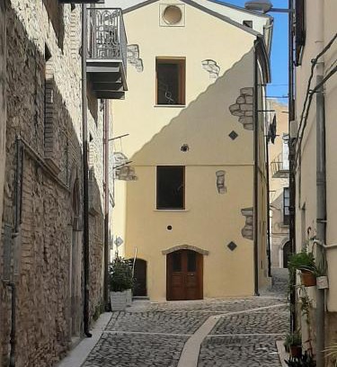 Larino Apartamento | La farfalla del vicolo