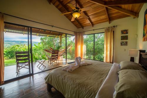 Platanar Cabina | La Finca Lodge