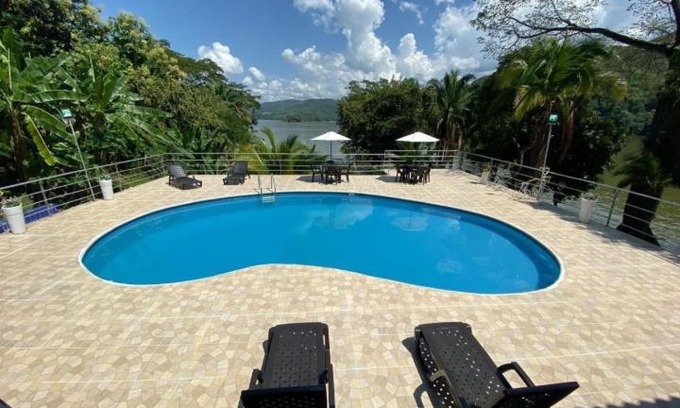 Prado Casa | LA FLORESTA ISLA DEL SoL