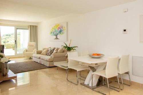 Ojen Apartamento | La Floresta Sur Apartment Sunshine1