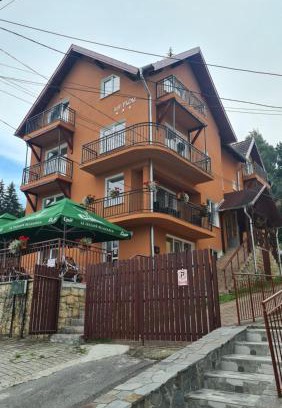 Sovata Casa | La Flori