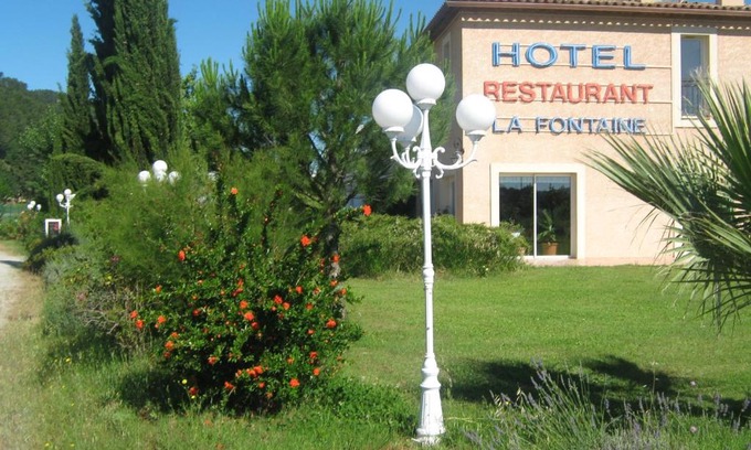 Vidauban Hotel | La Fontaine