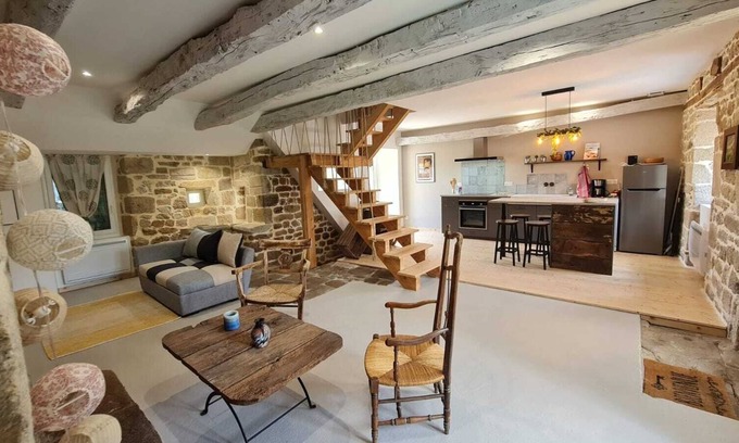 Champagnac-la-Noaille Casa | "La Gamine" charming house