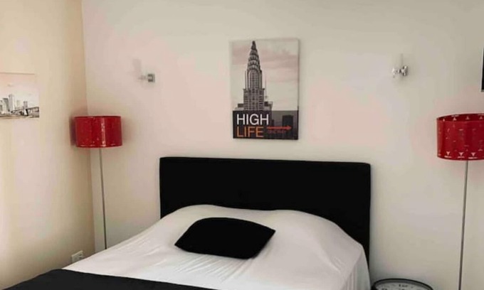 Charolles Apartamento | La Garçonnière