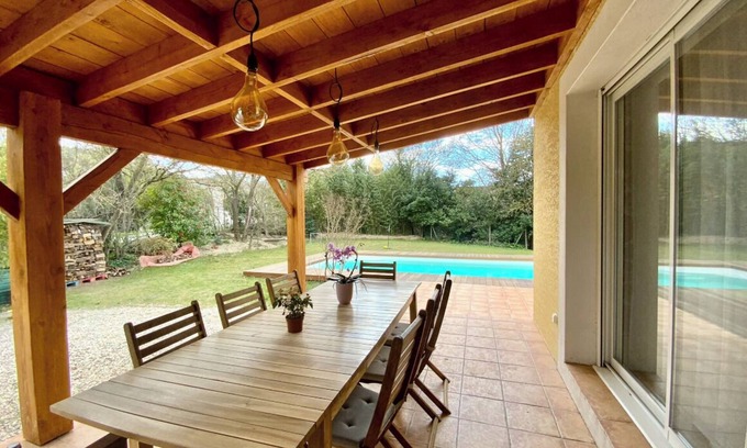 Moulezan Casa | La Gardoise- Villa, swimming pool and pétanque court