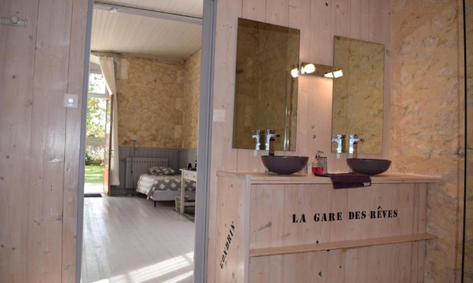 Gondrin Cama Y Desayuno | La Gare Des Reves