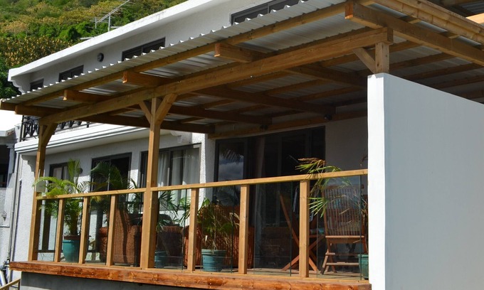 La Gaulette Apartamento | La Gaulette - Suntuosa casa, terraza grande con vistas al mar y piscina