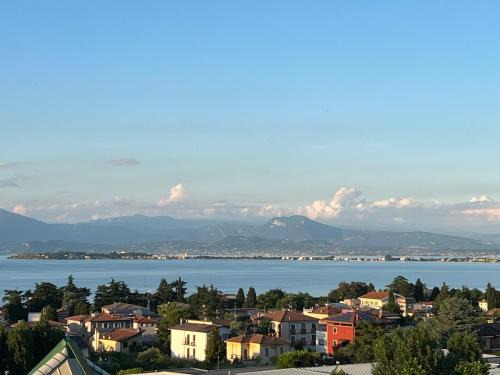 Padenghe sul Garda Apartamento | La Gialla Attico dAmore