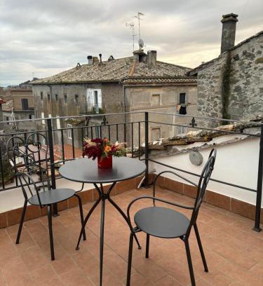 Vallerano Casa | la giraffa bianca