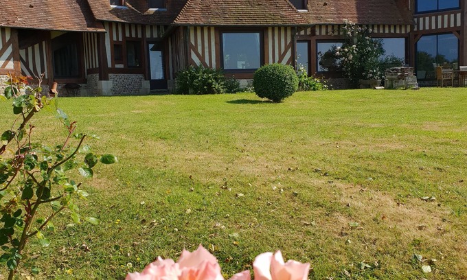 Honfleur Casa | La Girelle - Prestige beachfront villa with private beach access
