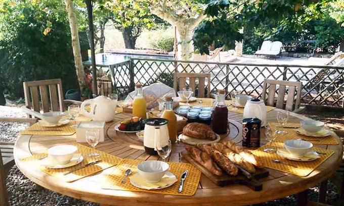Le Luc Cama Y Desayuno | La Grande Lauzade