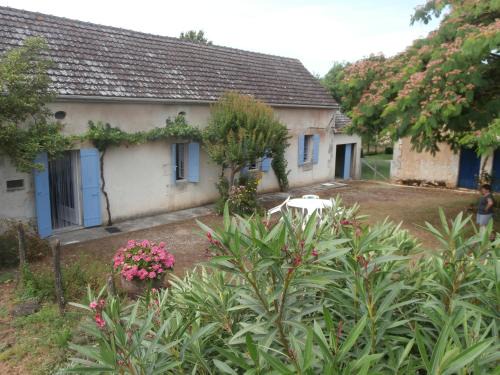 Saint-Georges-de-Montclard Casa | La grange de Tombeloly