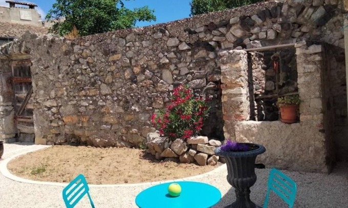 Chomerac Cama Y Desayuno | La Grange de Sabatas, Chambre Le Coiron