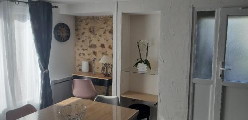 Le Tremblay-sur-Mauldre Casa | La Grange - 5 couchages avec jardin et terrasse