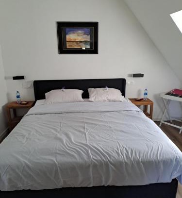 Savigny-le-Vieux Cama Y Desayuno | la hamonniere