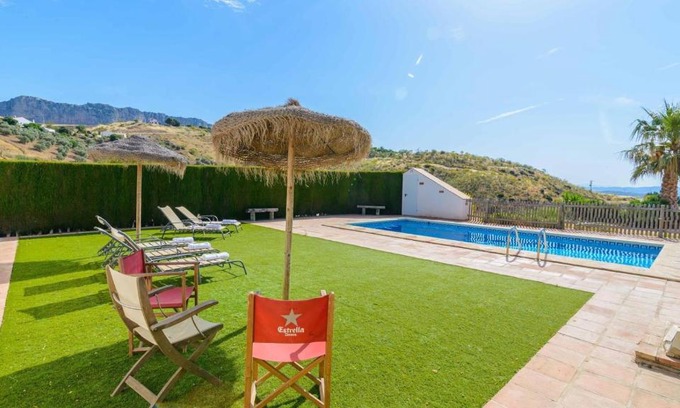 Antequera Casa | La Herradura Antequera - La Higuera by Ruralidays