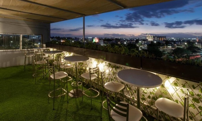 León Hotel | La Hospedería León