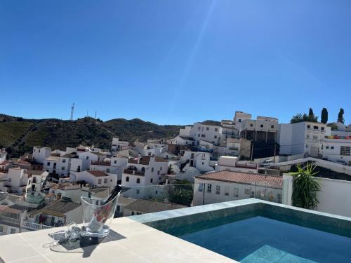 Almachar Apartamento | La LIPA SUITES con piscina privada