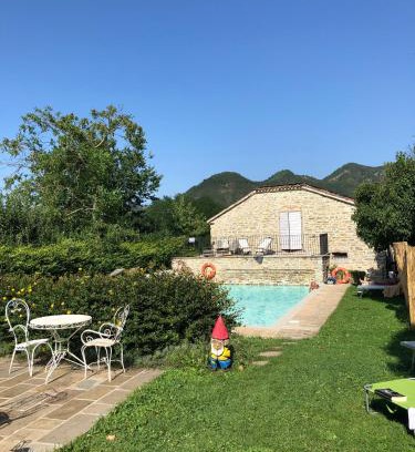 Galeata Cama Y Desayuno | La Locanda Della Campanara