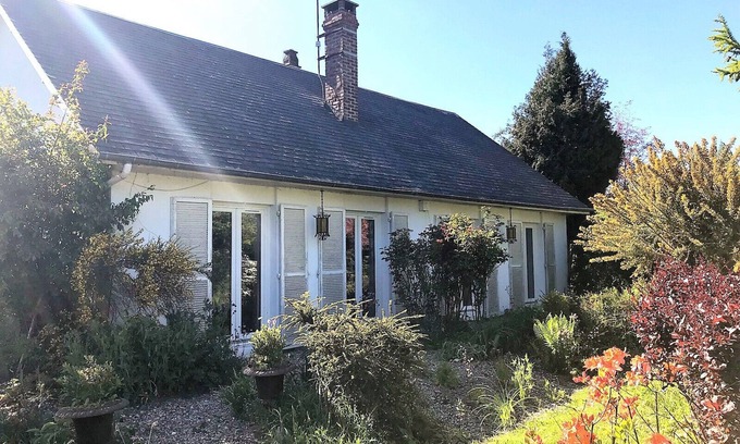 Sauqueville Chalet De Esquí | La Métrie, on one level, enclosed garden