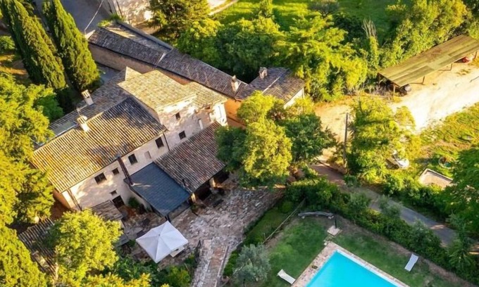 Foligno Otro | La Maestà antica dimora di campagna
