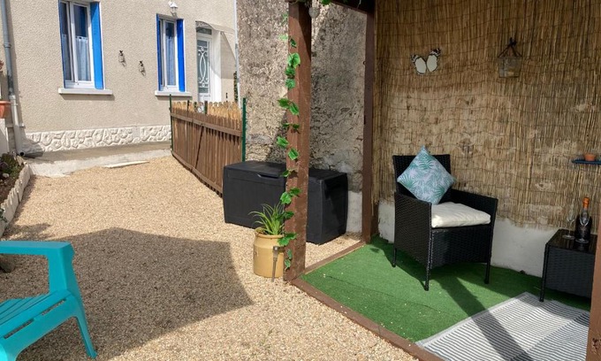 Preveranges Casa | La Maison Bleue