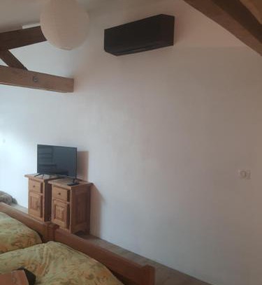 Frayssinet-le-Gelat Casa | La maison d'ô