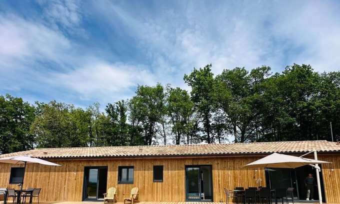 Saint-Avit-Senieur Casa | La Maison dans la prairie fleurie: Poppy cottage