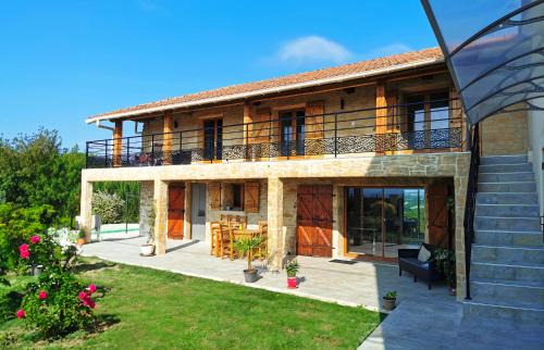 Parnans Casa | La Maison des Crêtes