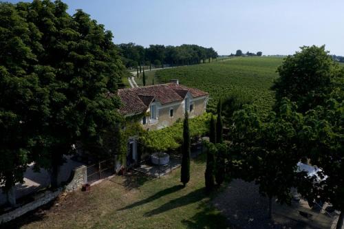 Lectoure Casa | La Maison du Vignoble piscine, tennis, Wallbox