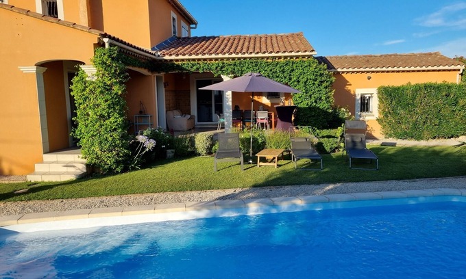 Cabannes Casa | La Maison Félicie : un Havre de Paix