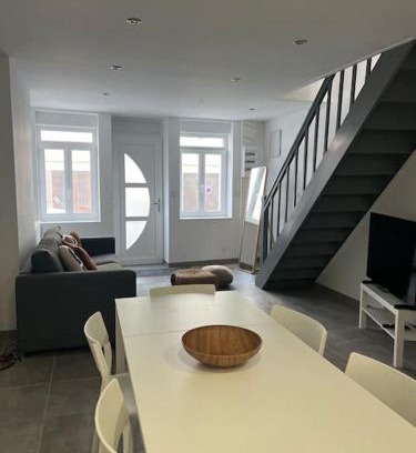 Boulogne-sur-Mer Casa | La Maison Saint-Adrien
