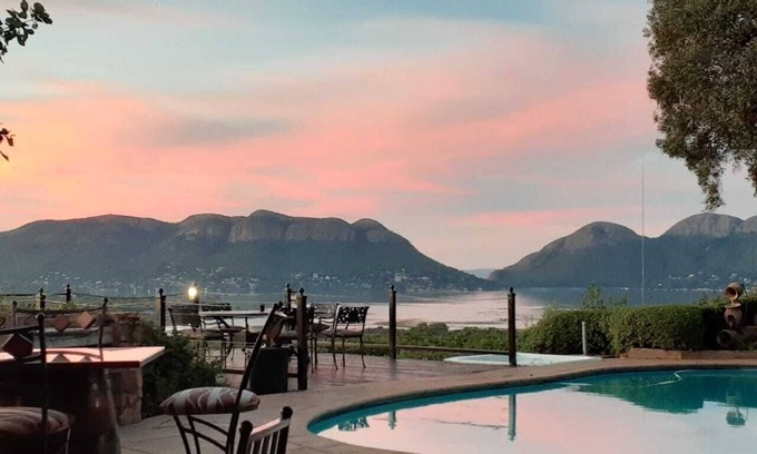 Hartbeespoort Casa | La Montagne Guest Lodge