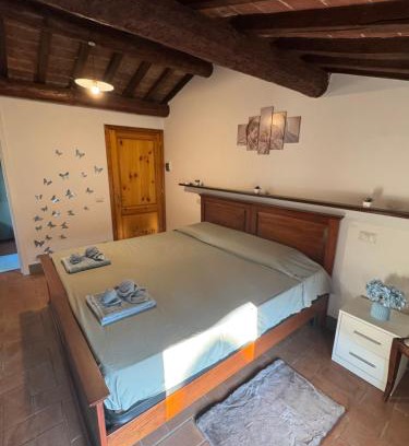 Tuoro sul Trasimeno Casa | La Mora Affittacamere