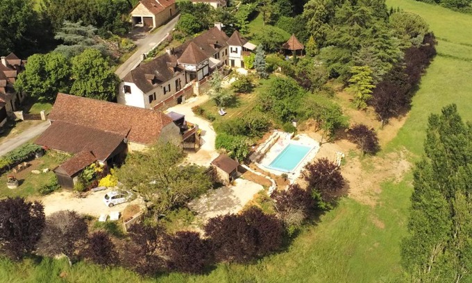 Azerat Casa | La Nature des Sens - Gîte les Cèdres