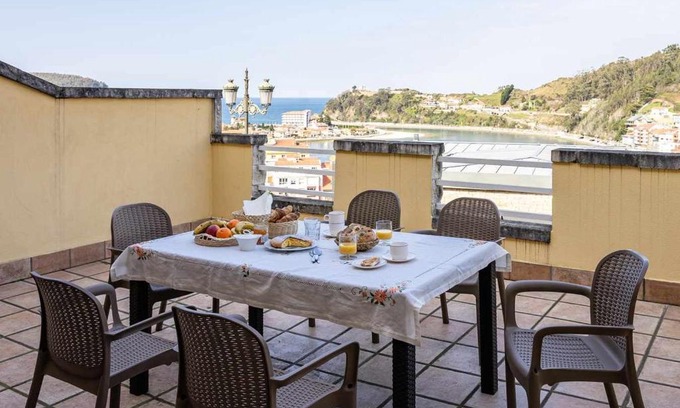 Ribadesella Chalet De Esquí | La Nogalera - Con vistas al mar y a la montaña
