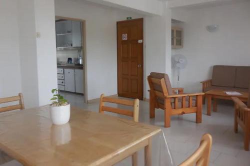 Forest Side Apartamento | La Péninsule Town Apartment Curepipe No 4