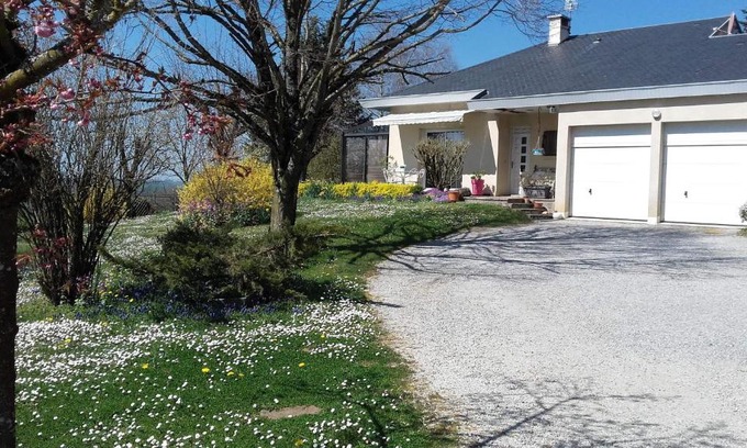 Calmont Casa | La Palatine chambre chez l habitant à 20 mn de Rodez