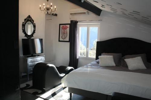 Toulon Cama Y Desayuno | LA PARENTHESE AMOUREUSE