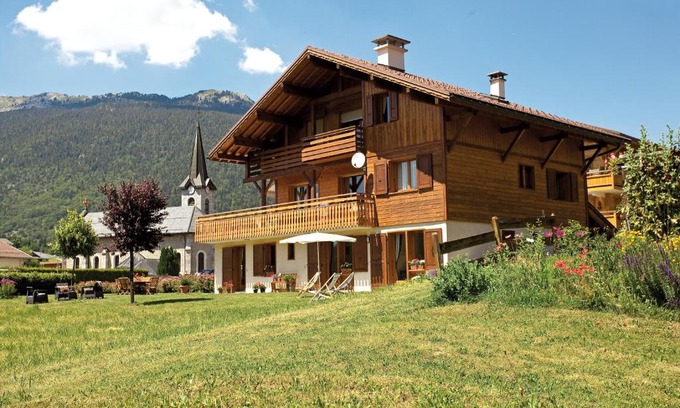 Saint-Jean-de-Sixt Cama Y Desayuno | La Passerelle chambre au calme proche la Clusaz et Grand Bornand
